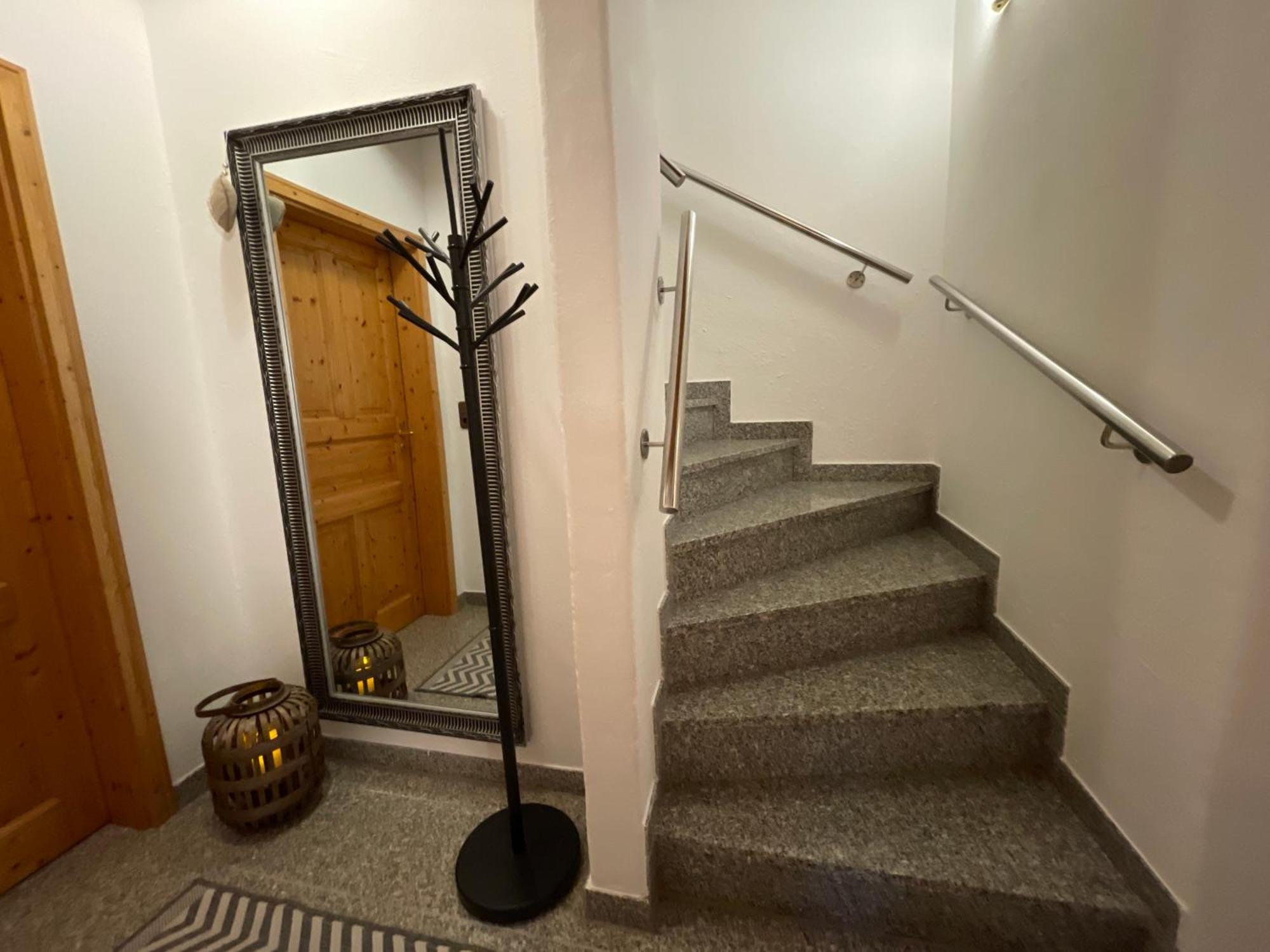 Ferienhaus Henny: 6 Geh-Minuten Vom Hafen. Privater Garten Jemgum Exterior photo